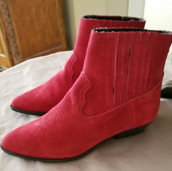 NWOT Westies Red Velvet Ankle Boots - Picture 5 of 7
